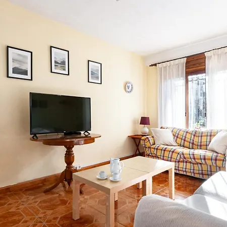Casa A Mitad De Camino Entre Playas Y Picos De Europa Malateria
